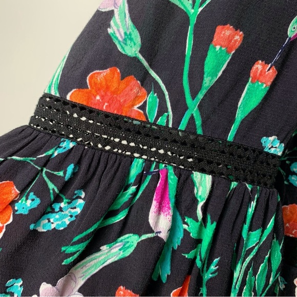 Kate Spade Women's Jardin Crepe Floral Hummingbird Romper Size 12 - Picture 9 of 15